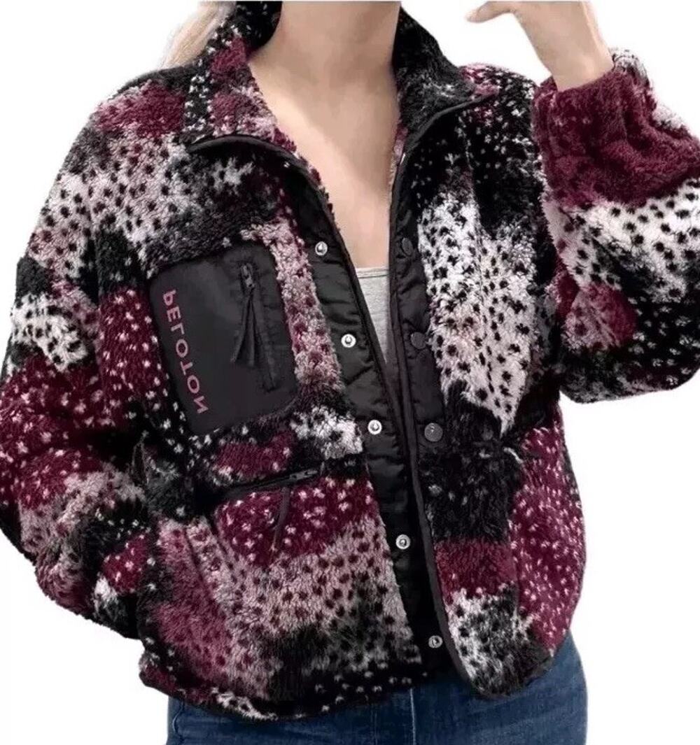 Peloton Caviar Snap Sherpa Jacket sweater Spotted Purple Black Size S A000943